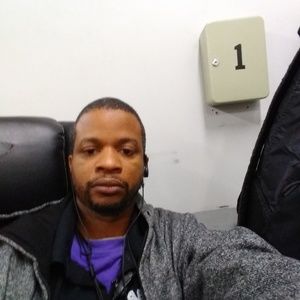 Meet your Posher, Dewayne